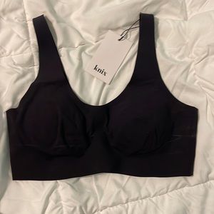 Knix Wireless Pullover Bra